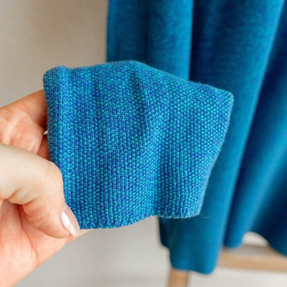 Sahalie Women’s Size L Blue Textured Sweater Long Sleeve Pullover Side Split Hem - Picture 5 of 7